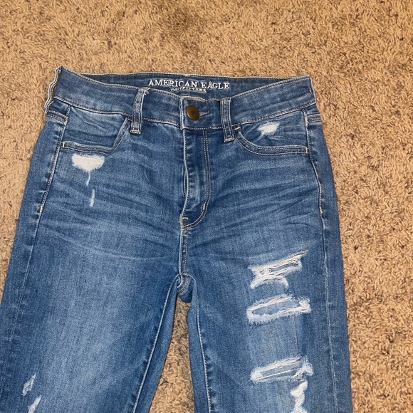 American Eagle Super Stretch Distressed High Rise Jeggings - Picture 5 of 8